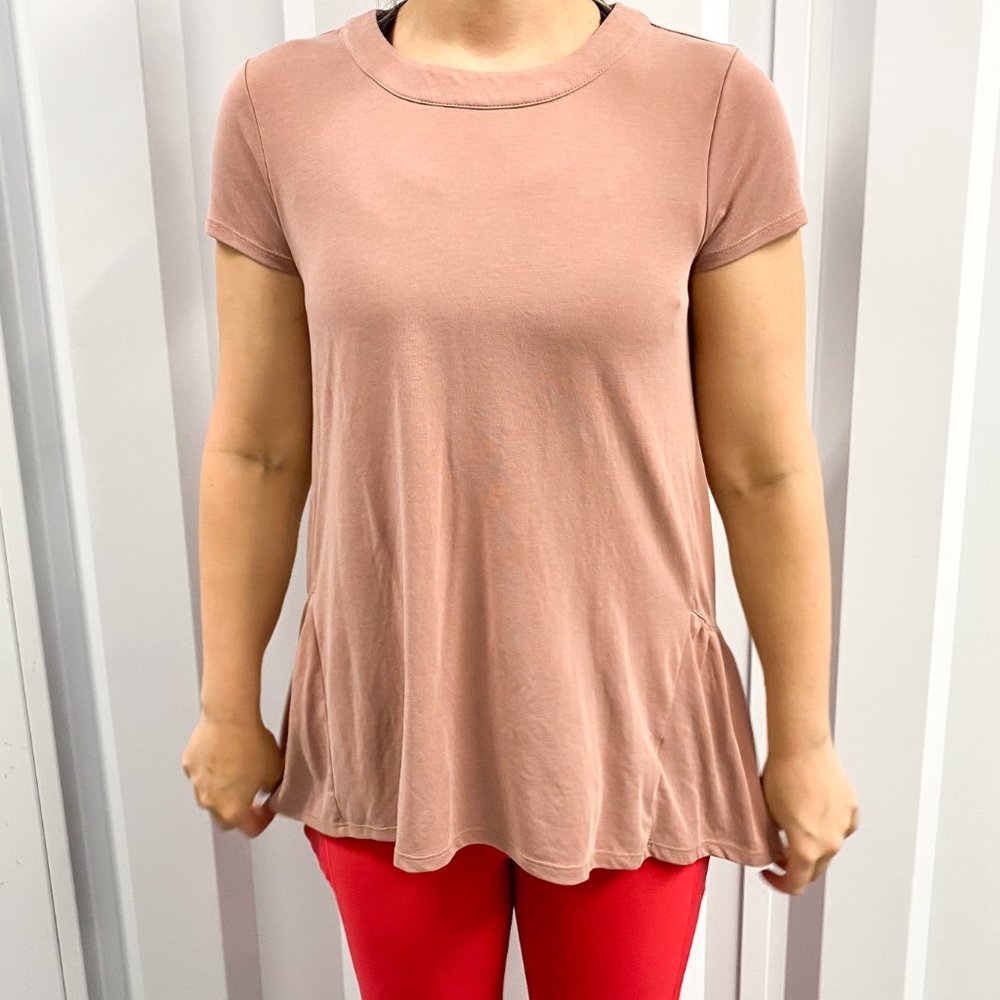 Nordstrom S Hi/Lo Ruffle Back Hem Tee Short Sleeve Shirt Pink Tan - Picture 2 of 10